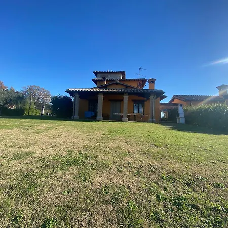 La Casa Di Betta Nyaraló
